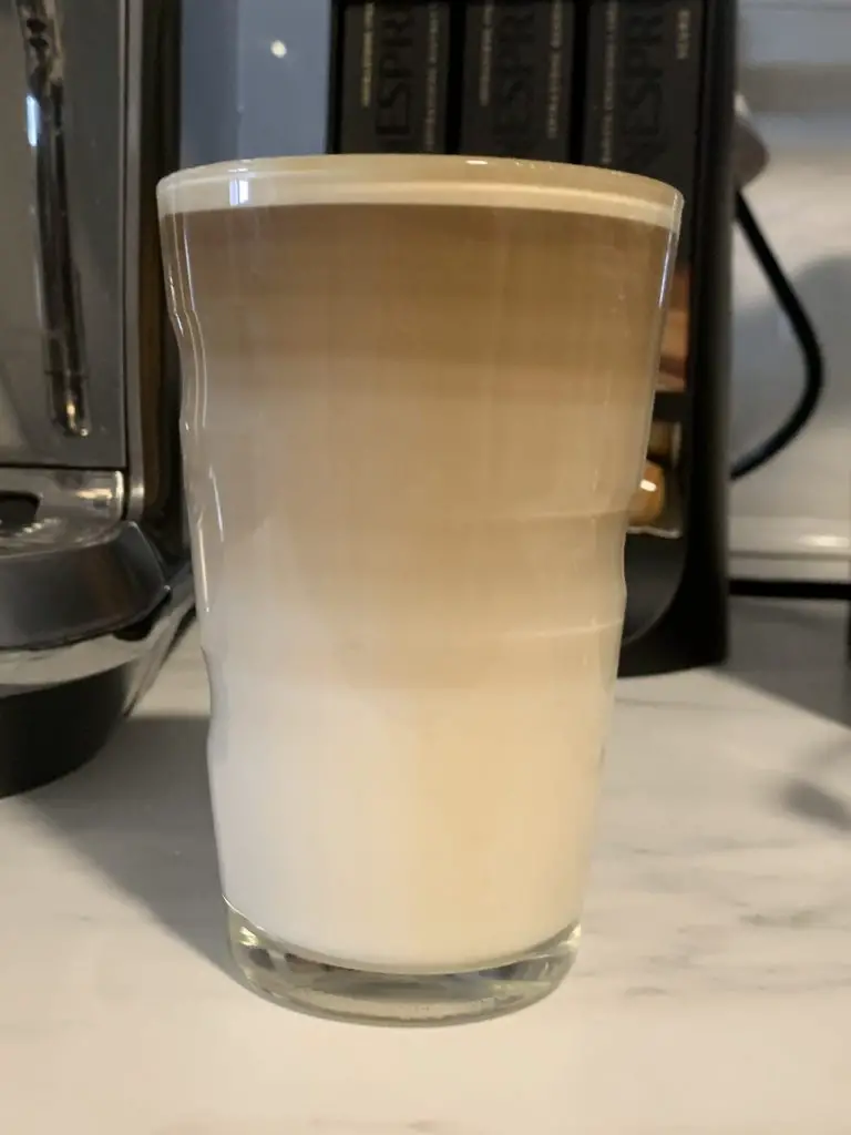 Nespresso latte macchiatto
